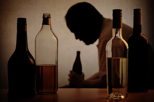 Affidamento figli nel caso di genitore dipendente da alcool